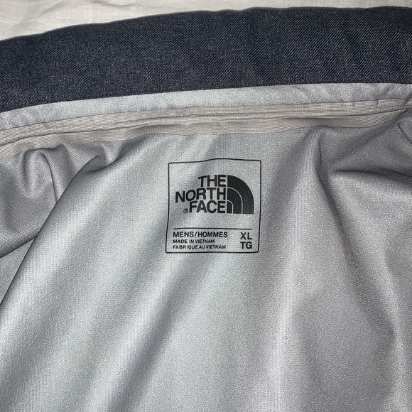 The North Face shell jacket - Picture 8 of 10